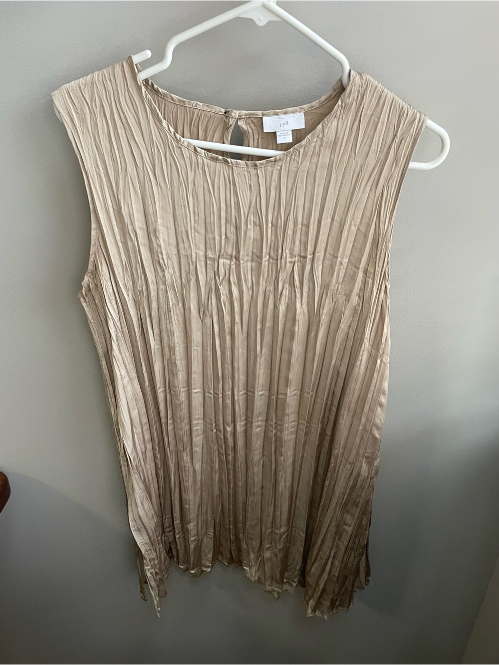 J. Jill Beige Pleated Sleeveless Tunic Top